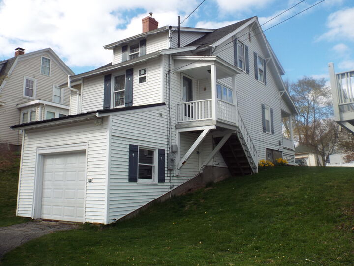 Property Photo:  8 William Street  ME 04401 