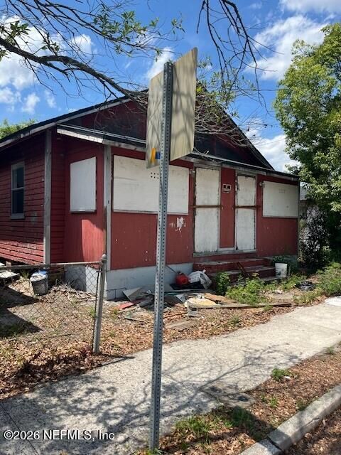 Property Photo: 1372 Bridier Street FL 32206