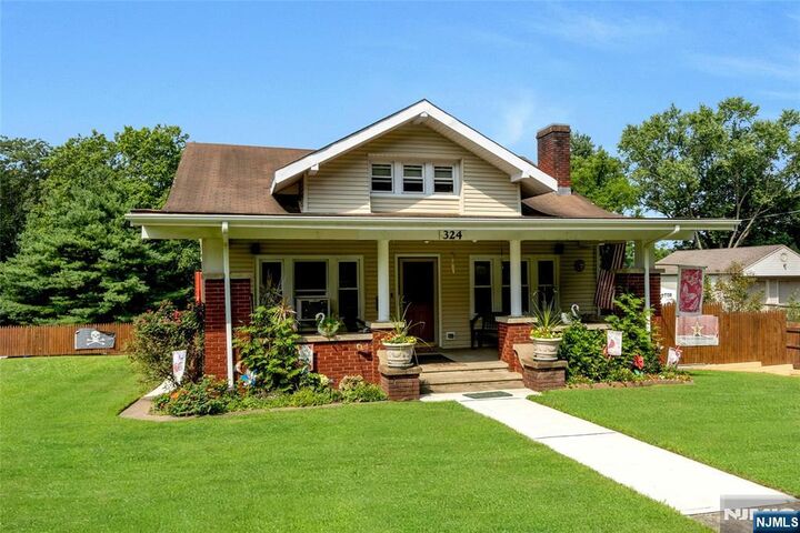 Property Photo:  324 Franklin Turnpike  NJ 07430 