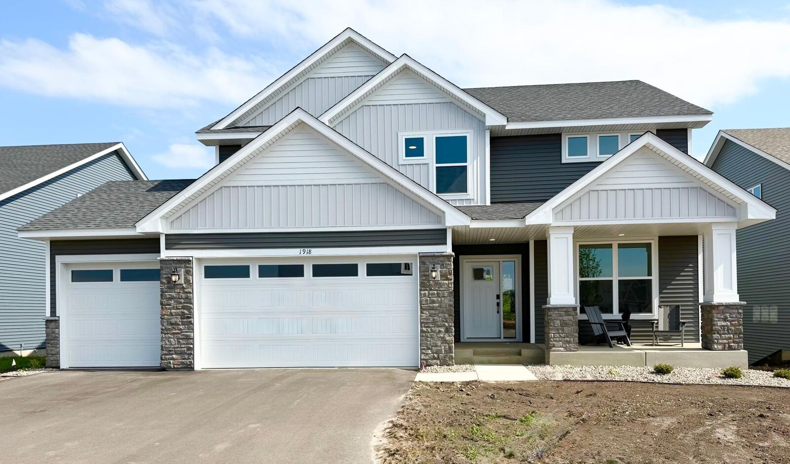 Property Photo:  1918 Timber Lane  MN 55315 
