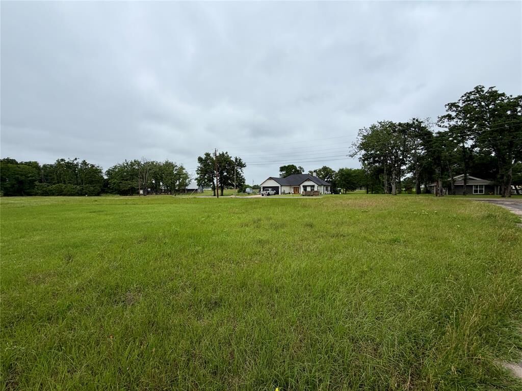 Property Photo:  000 Water Oak Road  TX 75163 