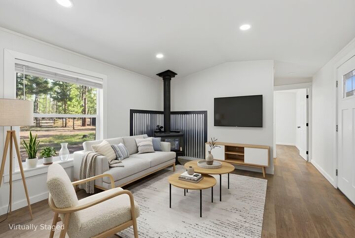 Property Photo:  16086 Park  OR 97739 