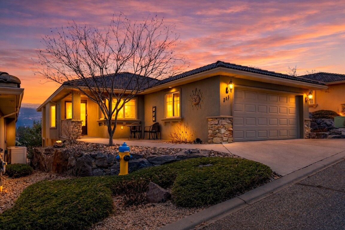 Property Photo:  2455 Quail Ridge Boulevard 213  BC V1V 2S8 