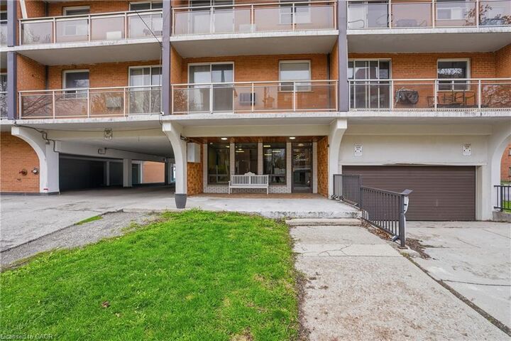 Property Photo:  30 Summit Avenue 303  ON L8V 2R8 