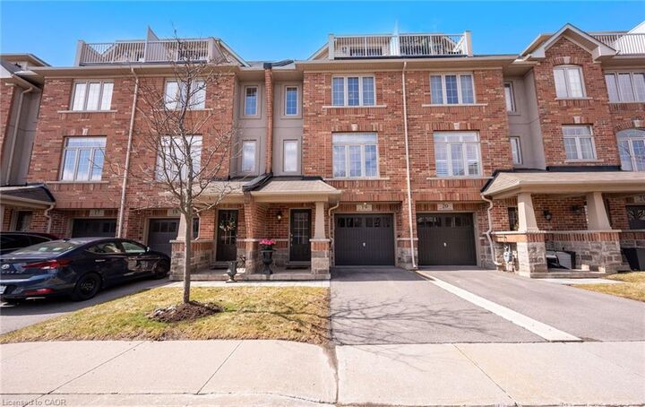 Property Photo:  5988 Turney Drive 19  ON L5M 0S5 
