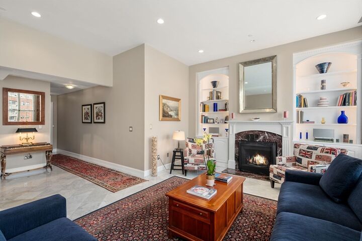 Property Photo:  6 Edgerly Place 402/403  MA 02116 