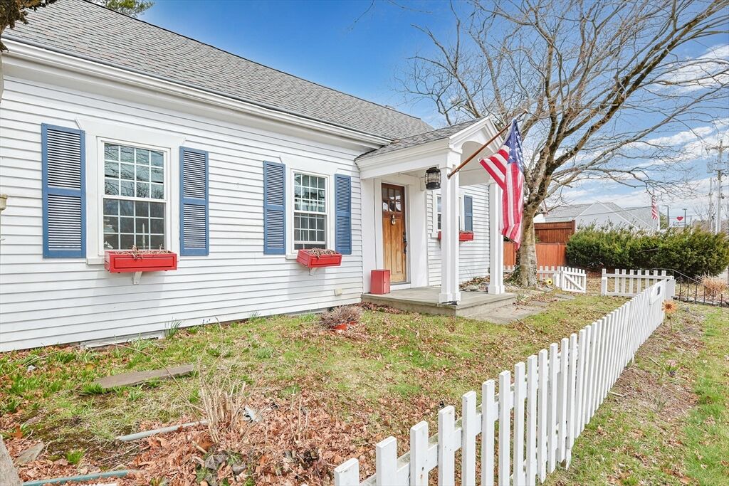 Property Photo:  260 State Road  MA 02747 