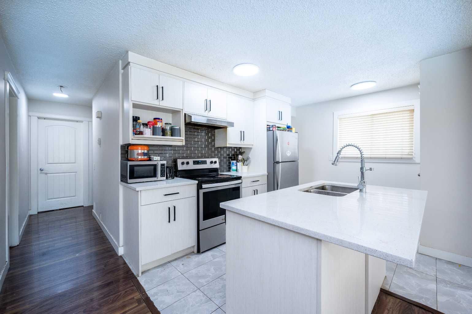 Property Photo:  72 Faldale Close NE  AB T3J 1V9 