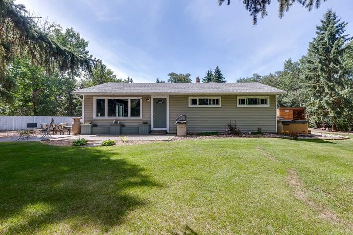 Property Photo:  5908 57 Street  AB T0C 2L0 