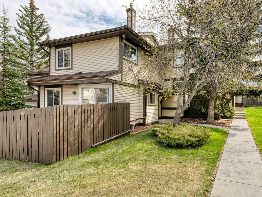 Property Photo:  115 Bergen Road NW 22  AB T3K 1P2 