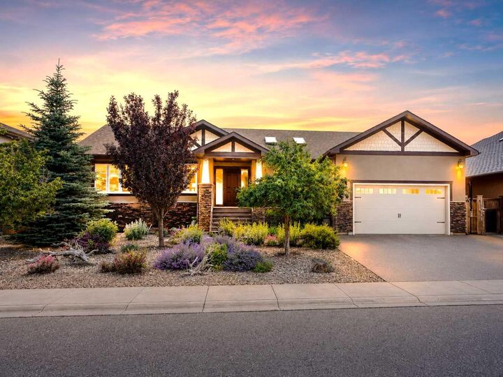 100 Canyoncrest Point W — photo 1