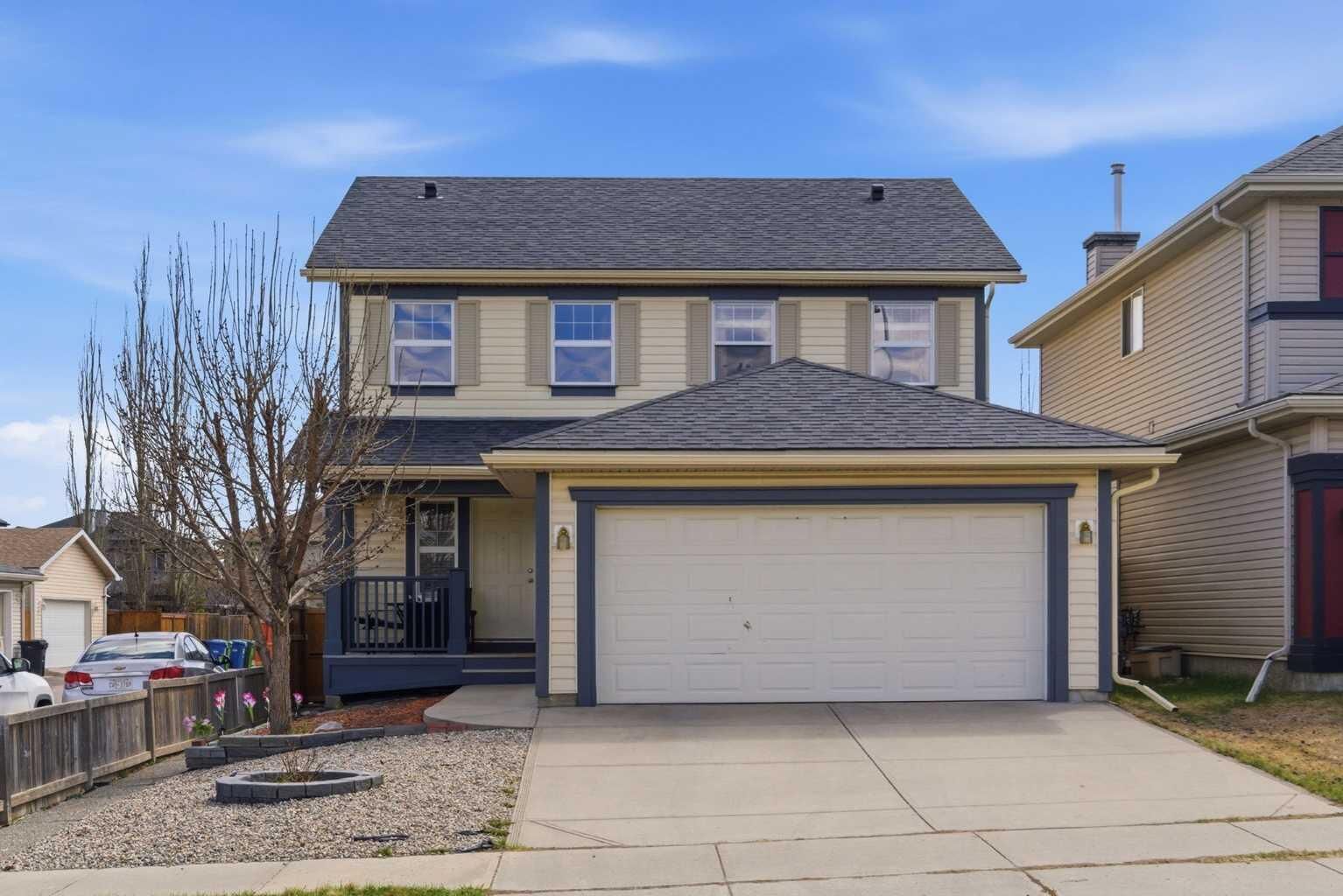 Property Photo:  143 Coventry Hills Drive NE  AB T3K 6A5 