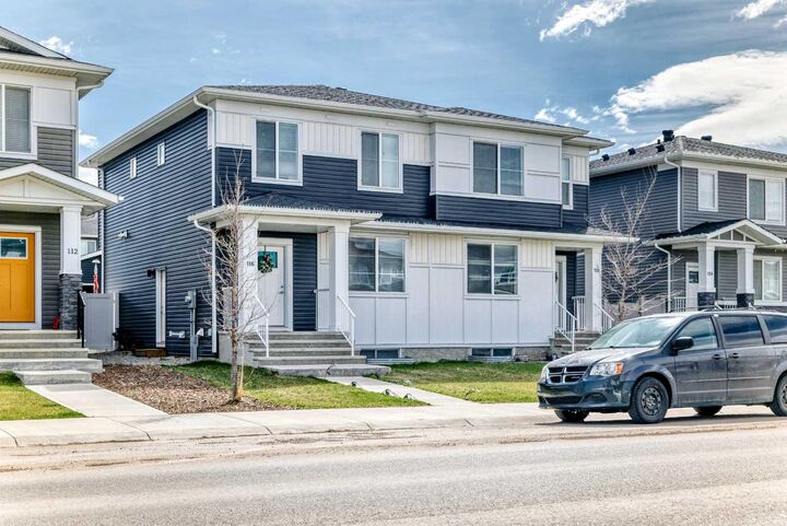 Property Photo:  120 Chelsea Drive  AB T1X 1Z3 