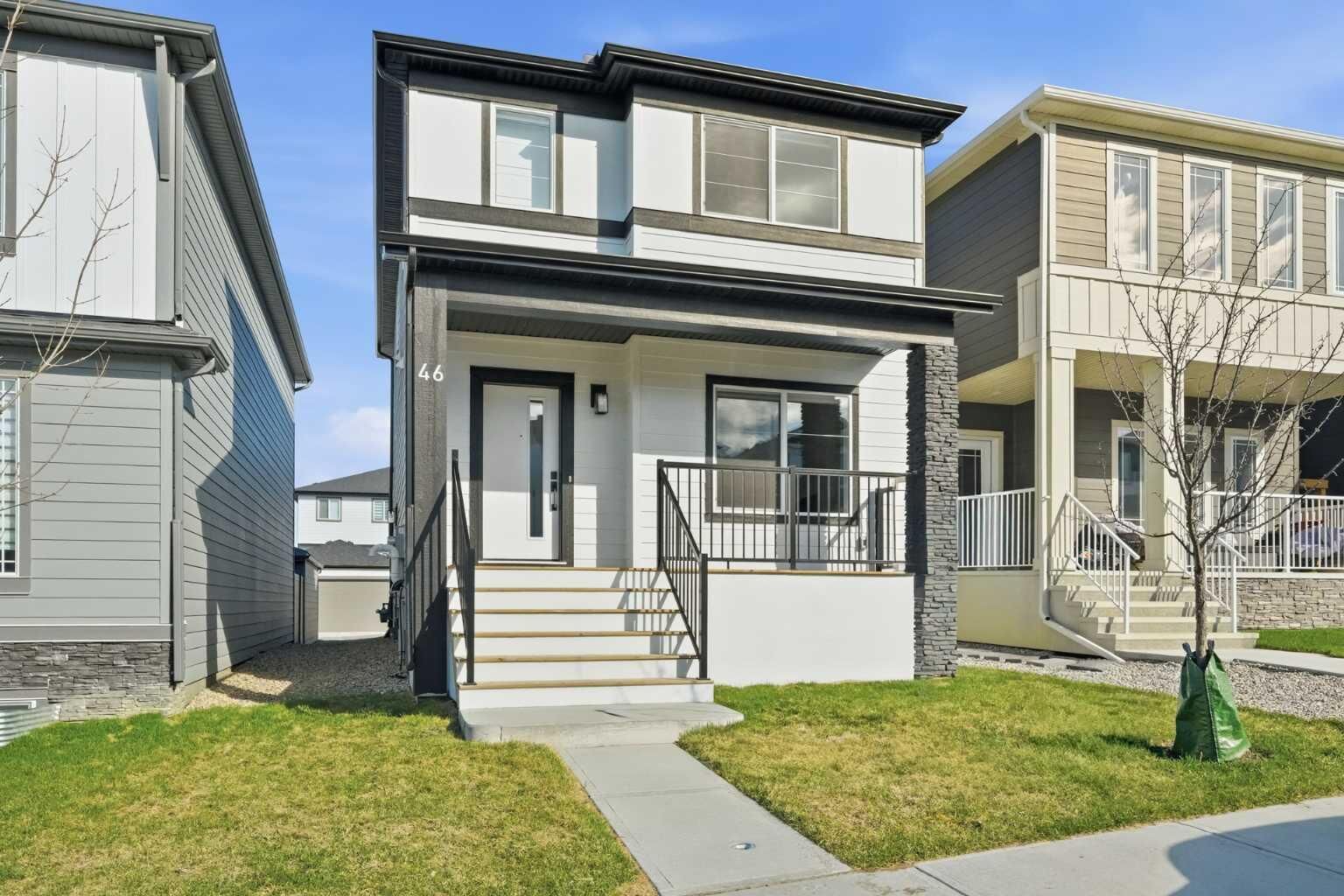 Property Photo:  46 Versant View SW  AB T2Y 0S8 