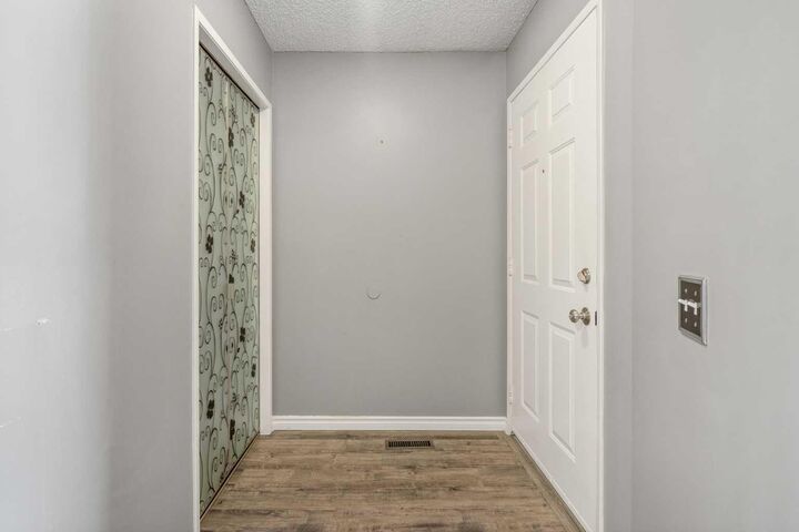 Property Photo:  19 Bernard Drive NW  AB T3K 2B4 