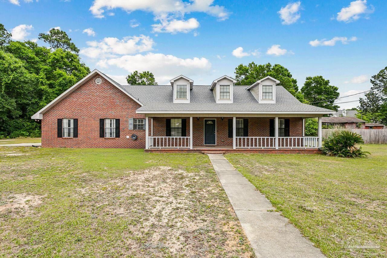 Property Photo:  7260 Suman Ln  FL 32526 