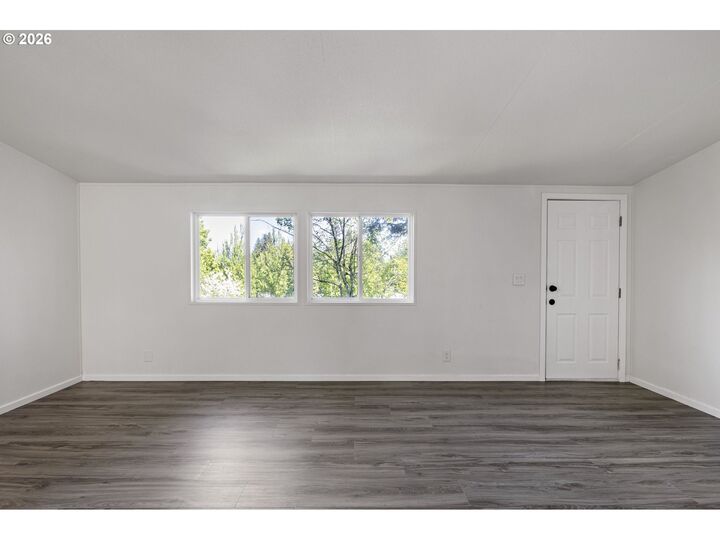 Property Photo: 2600 NE 205th Ave 31 OR 97024
