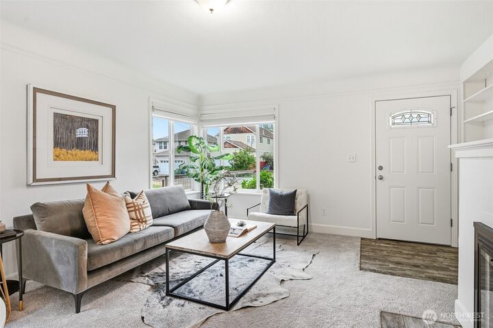 Property Photo:  8521 S 117th Street  WA 98178 