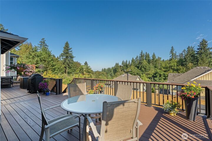 Property Photo:  15060 NE 185th Street  WA 98072 