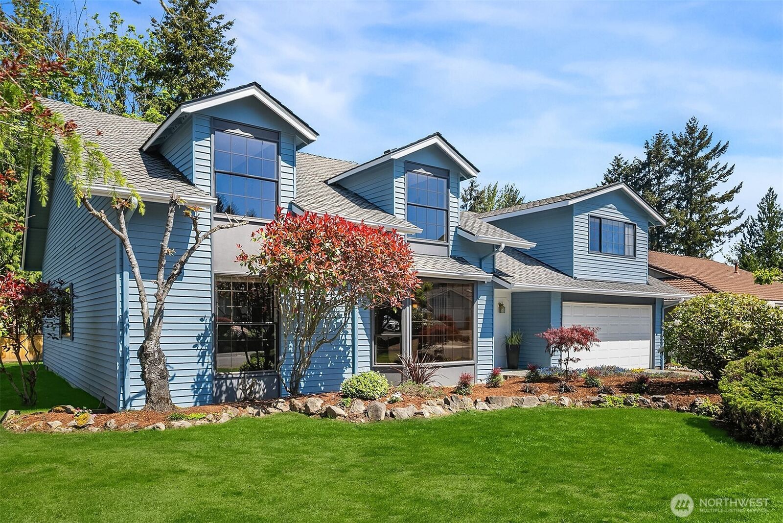 Property Photo:  14602 SE 165th Place  WA 98058 