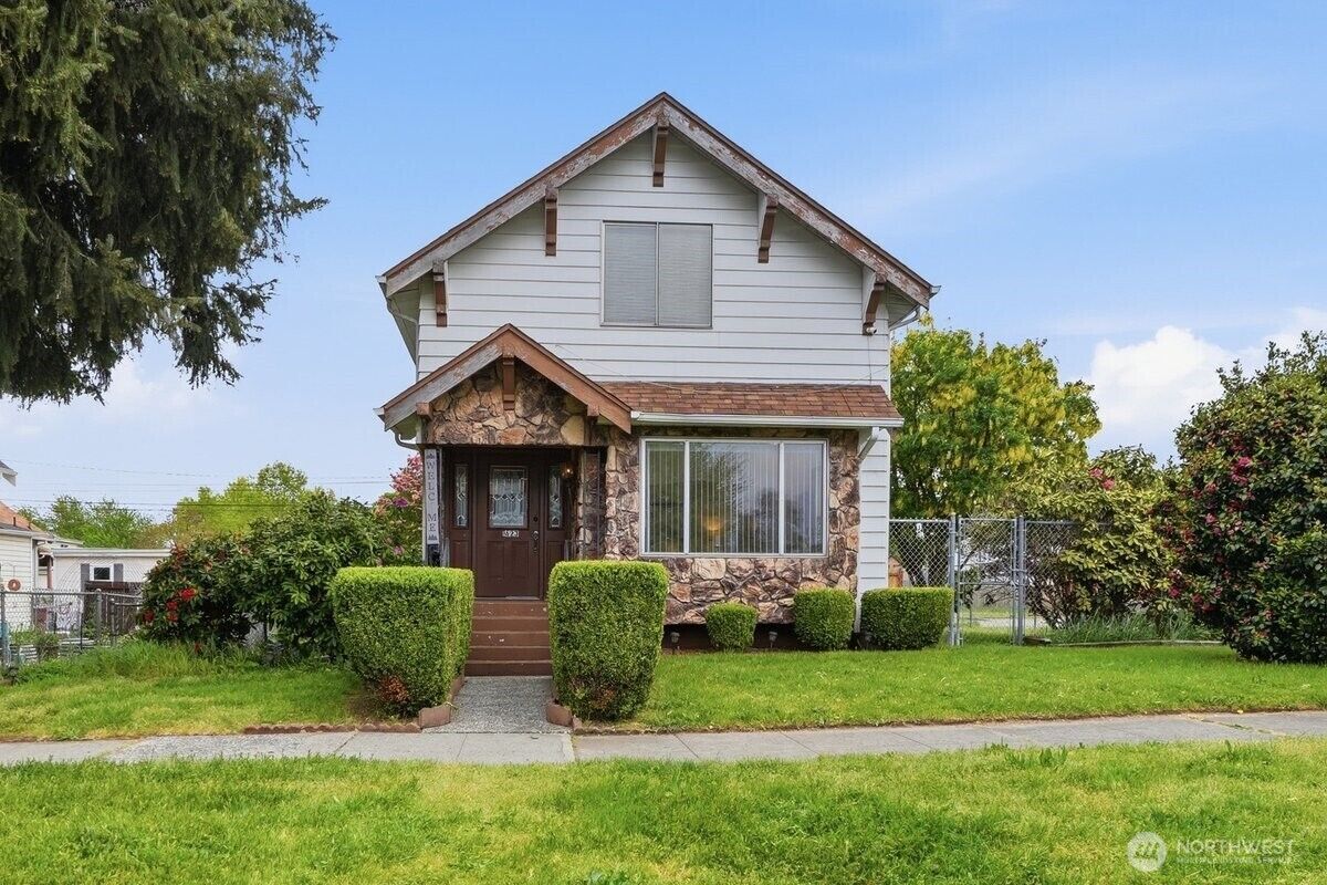Property Photo:  1623 S M Street  WA 98405 