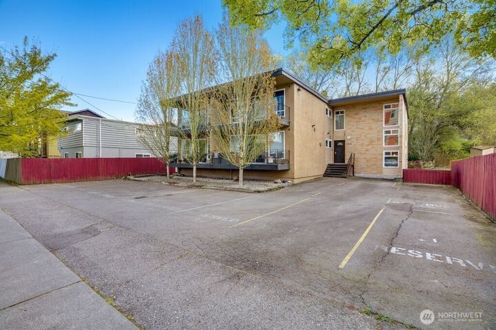 Property Photo:  4525 S Henderson Street 302  WA 98118 