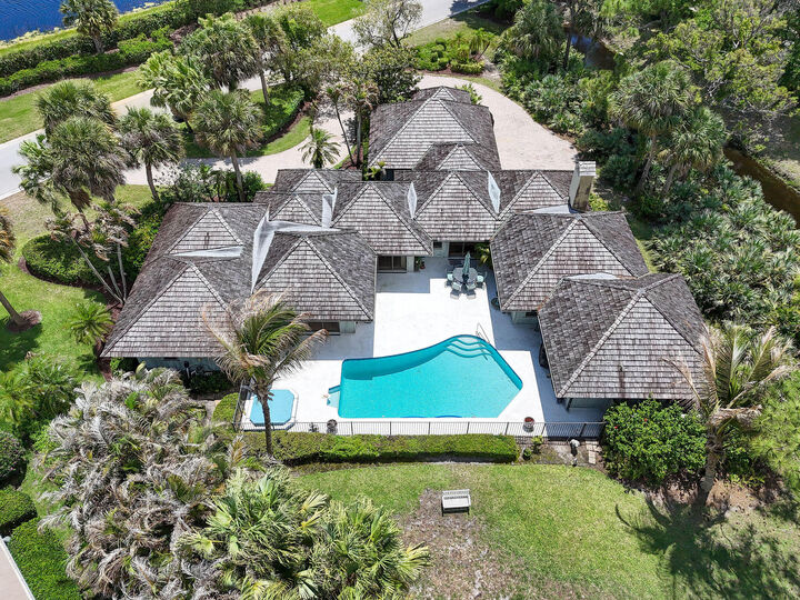 Property Photo:  6980 SE Winged Foot Drive  FL 34997 