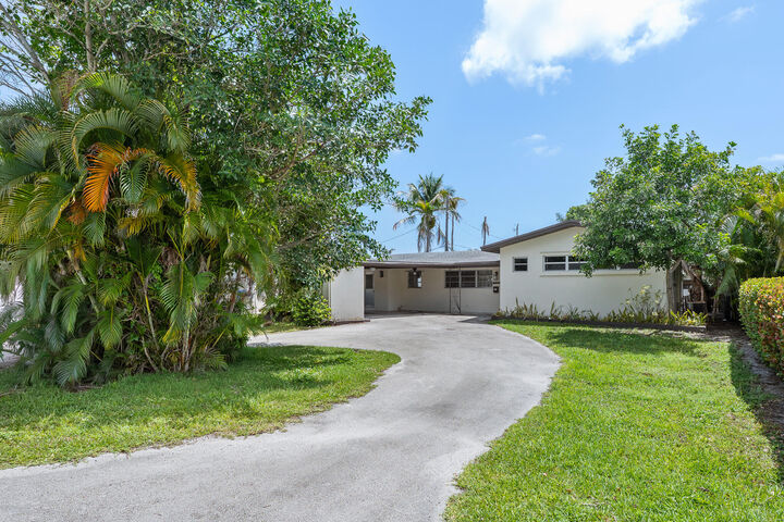 Property Photo:  1308 SW 9th Avenue  FL 33315 
