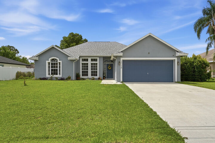 Property Photo:  5718 NW Alcazar Terrace  FL 34986 