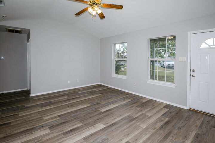 Property Photo:  3209 Grove Circle  TX 76903 