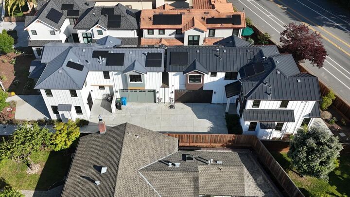 Property Photo:  739-741 Linden Avenue  CA 94010 