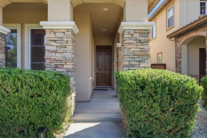 Property Photo:  16390 Adobe Way  CA 95330 