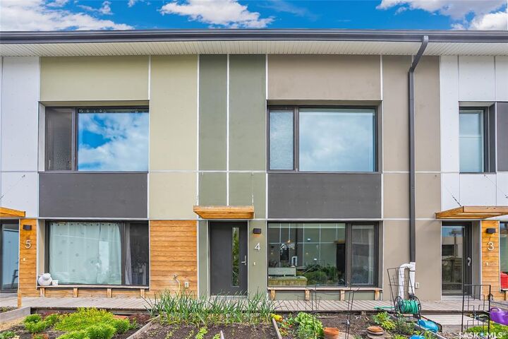 475 L Avenue S 4 — photo 1