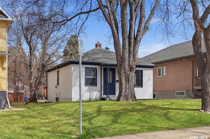 Photo de la propriété:  1117 15th Street E  SK S7N 0R5 