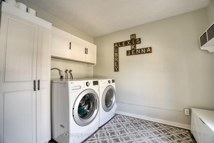 Property Photo: 529 Claude Street ON N0H 2T0