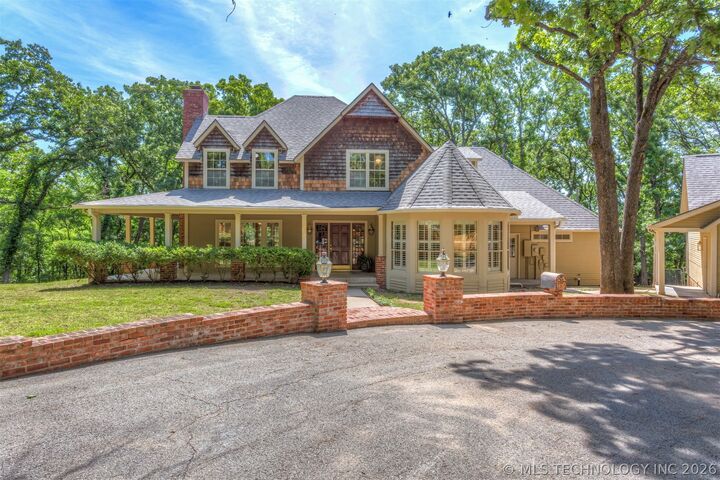 Property Photo:  524 E 118th Street S  OK 74037 