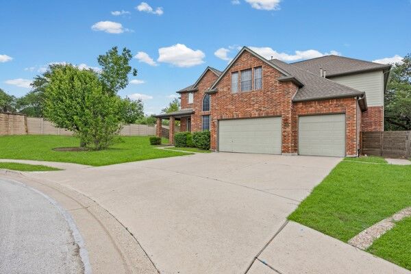 Property Photo:  2500 Zambia Drive  TX 78613 