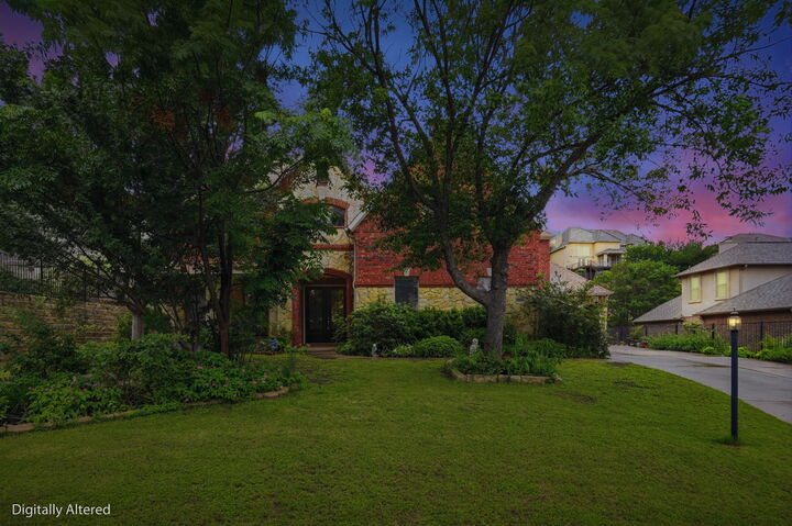 Property Photo:  222 Vailco Lane  TX 78738 