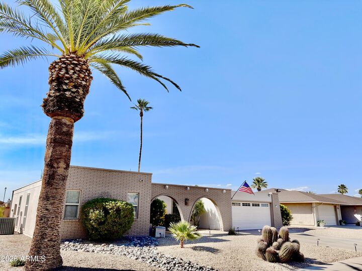 Property Photo:  9310 W Hidden Valley Circle  AZ 85351 