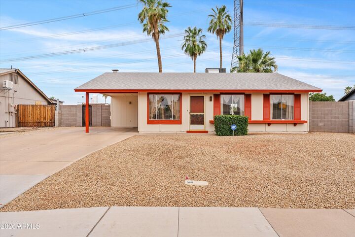 Property Photo:  2116 W Western Drive  AZ 85224 