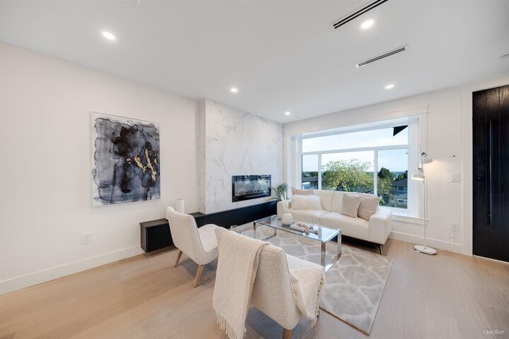 Property Photo:  1167 E 63rd Avenue  BC V5X 2L3 