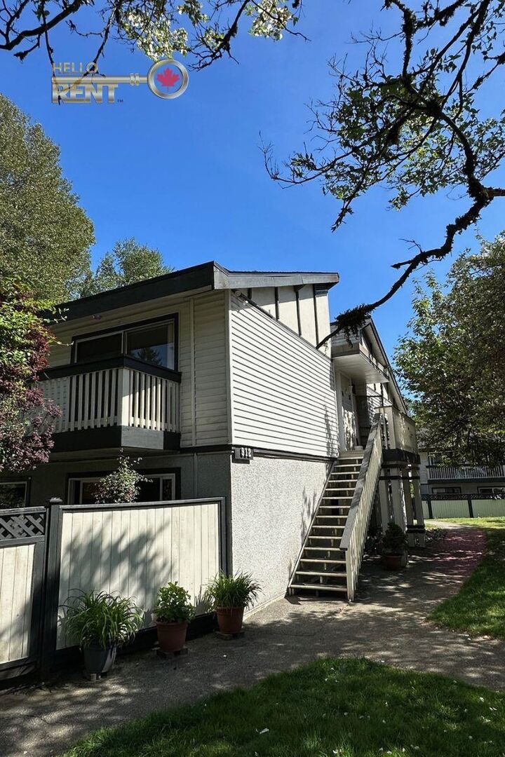 Property Photo:  912 Premier Street 54  BC V7J 2G8 