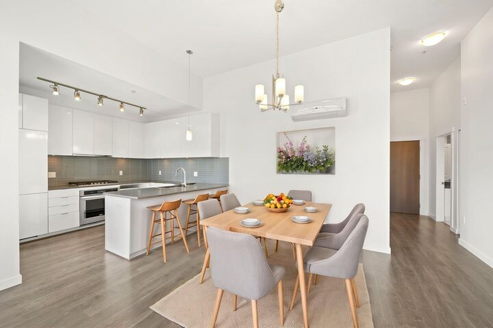 Property Photo:  9311 Alexandra Road 518  BC V6X 0L8 