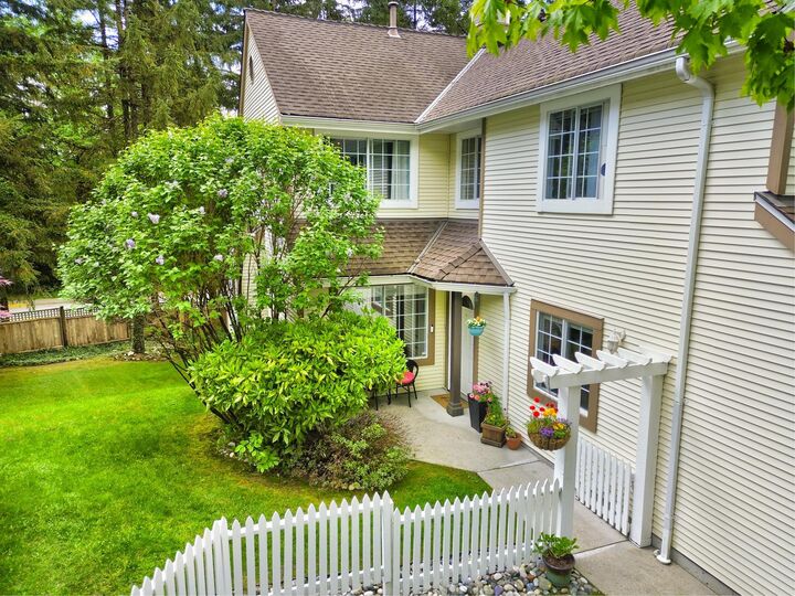 Property Photo:  3939 Indian River Drive 2  BC V7G 2P5 