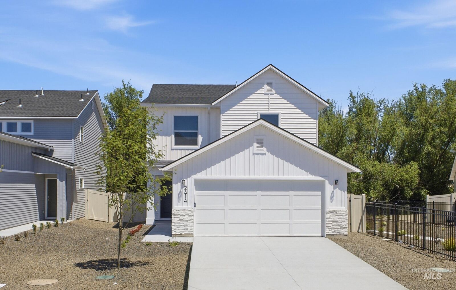 Property Photo:  2414 W Fallon Lp  ID 83651 