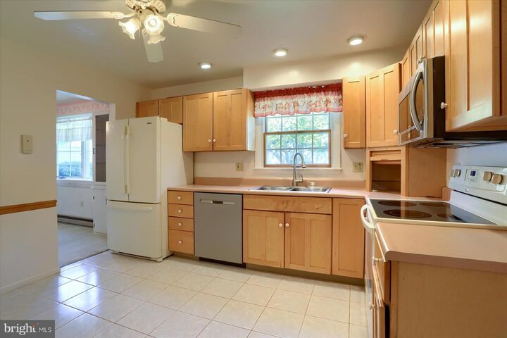 Property Photo:  1109 Cocklin Street  PA 17055 