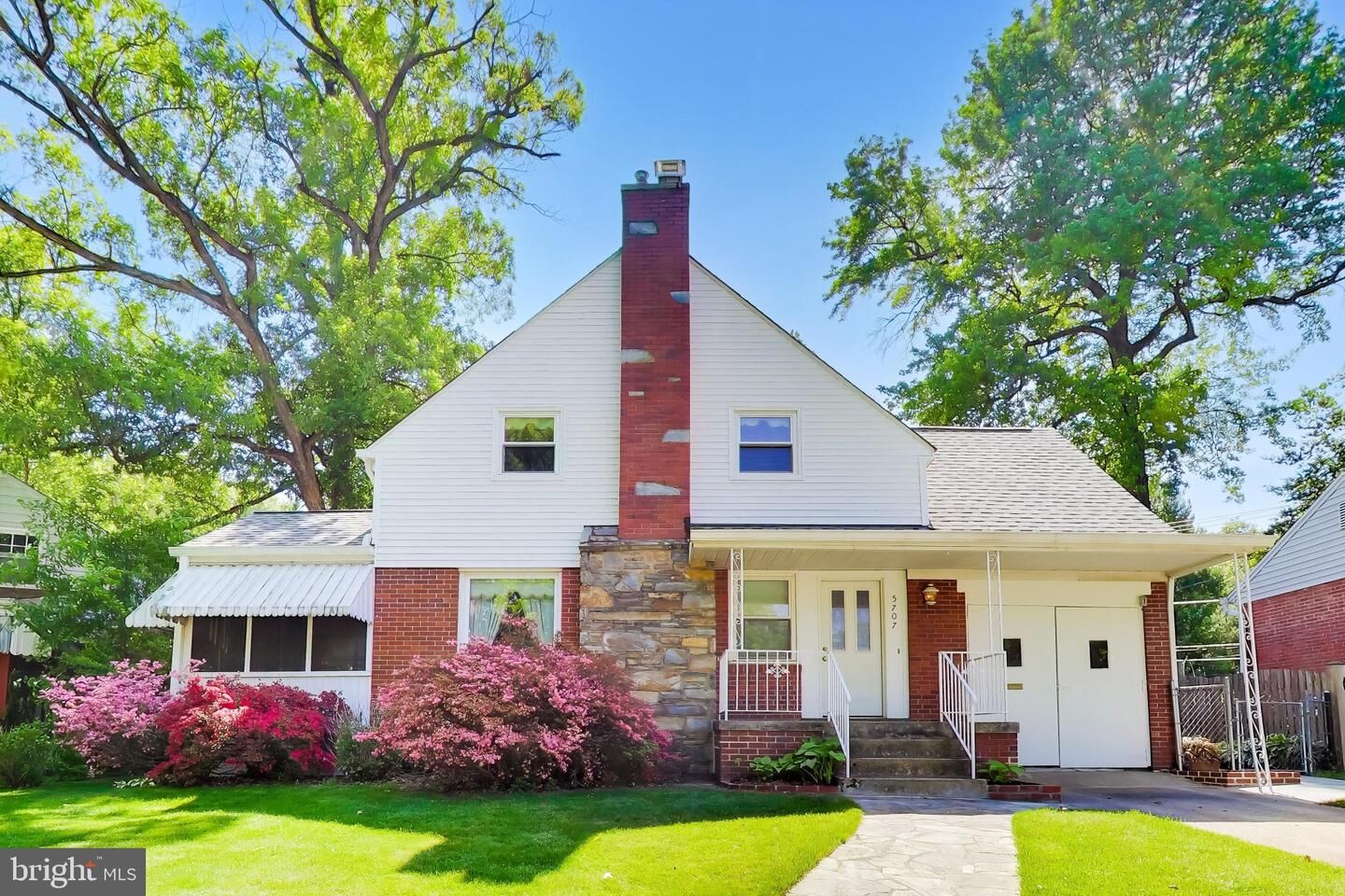 Property Photo:  5707 Greenleaf Road  MD 20785 
