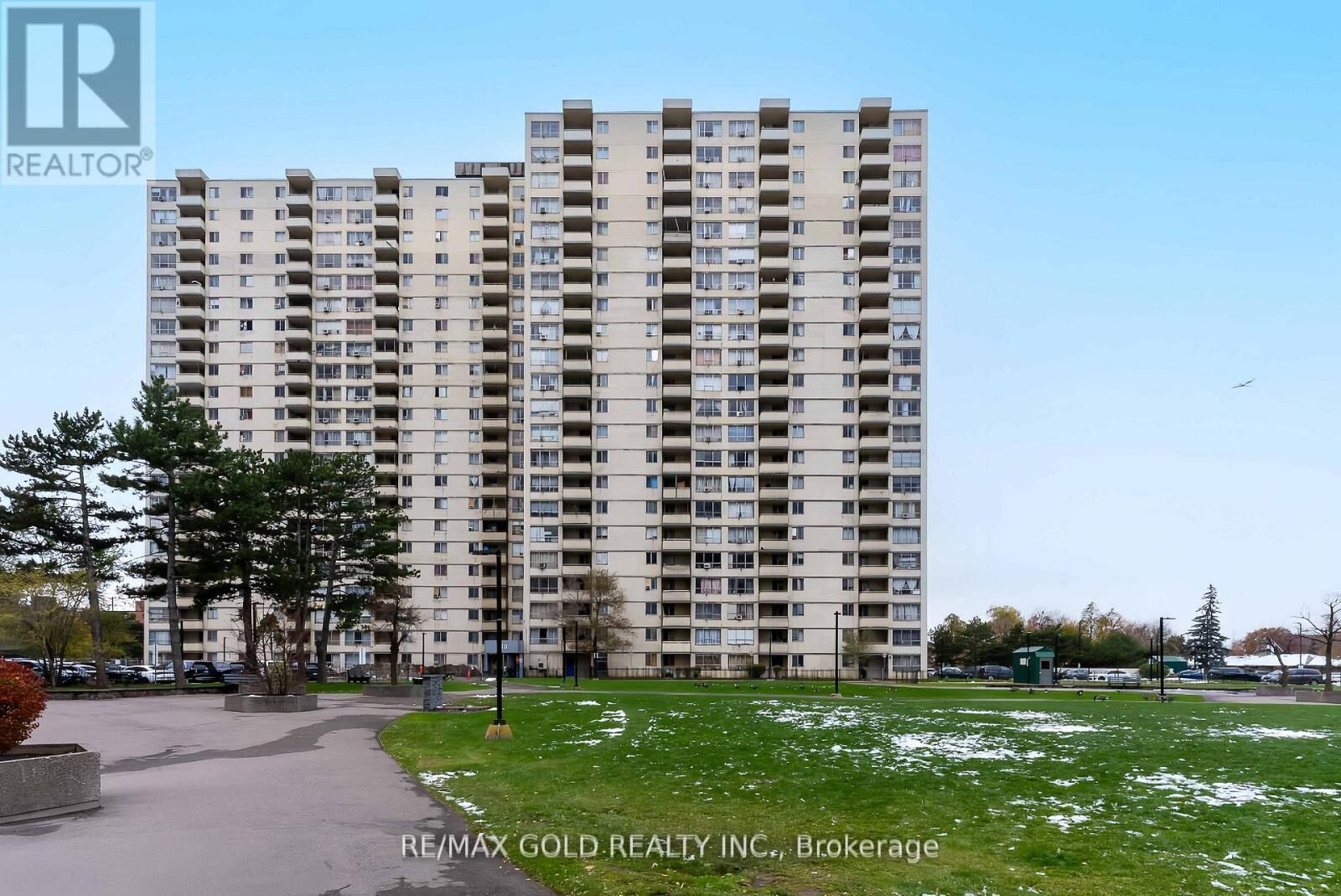 Property Photo:  340 Dixon Road 513  ON M9R 1T1 