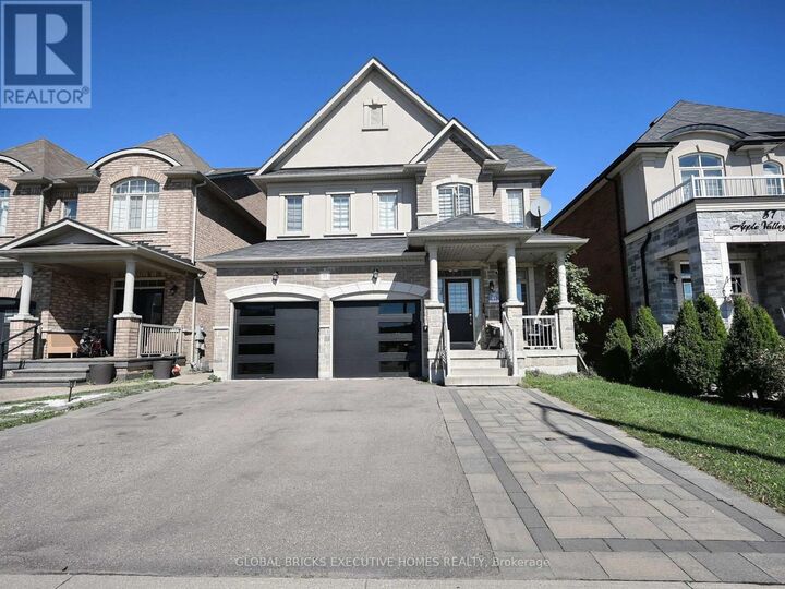 Property Photo:  55 Apple Valley Way East  ON L5P 3R5 