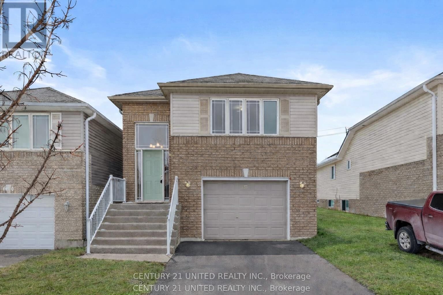 Property Photo:  608 Clancy Crescent  ON K9K 2S2 